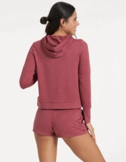 Vuori Women's Essential Hoodie -KUHL Sales vw22620alt201